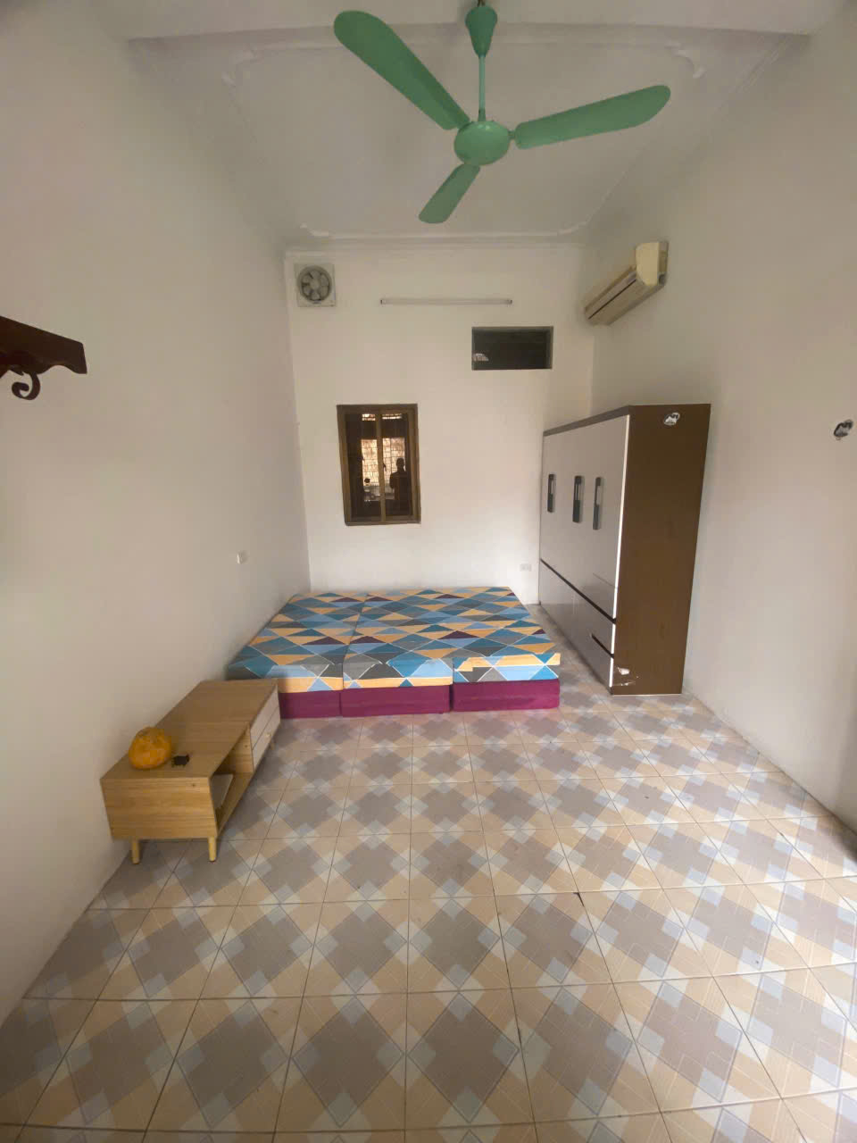 Cho thuê nhà ngõ ô tô 240 Phố Tân Mai, 45m2, 3.5 tầng, 3 ngủ, 9 Triệu - Ảnh 3